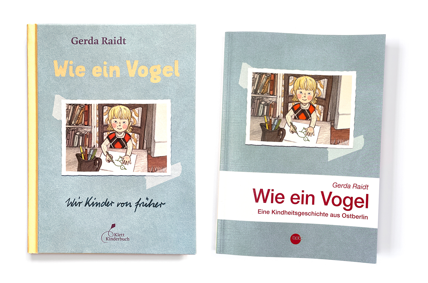 Hier sind die Cover der beiden Ausgaben von »Wie ein Vogel« von Klett Kinderbuch zu sehen. 
				Links sehen Sie die Hardcover-Ausgabe, rechts die Taschenbuchausgabe der Bundeszentrale für politische Bildung.